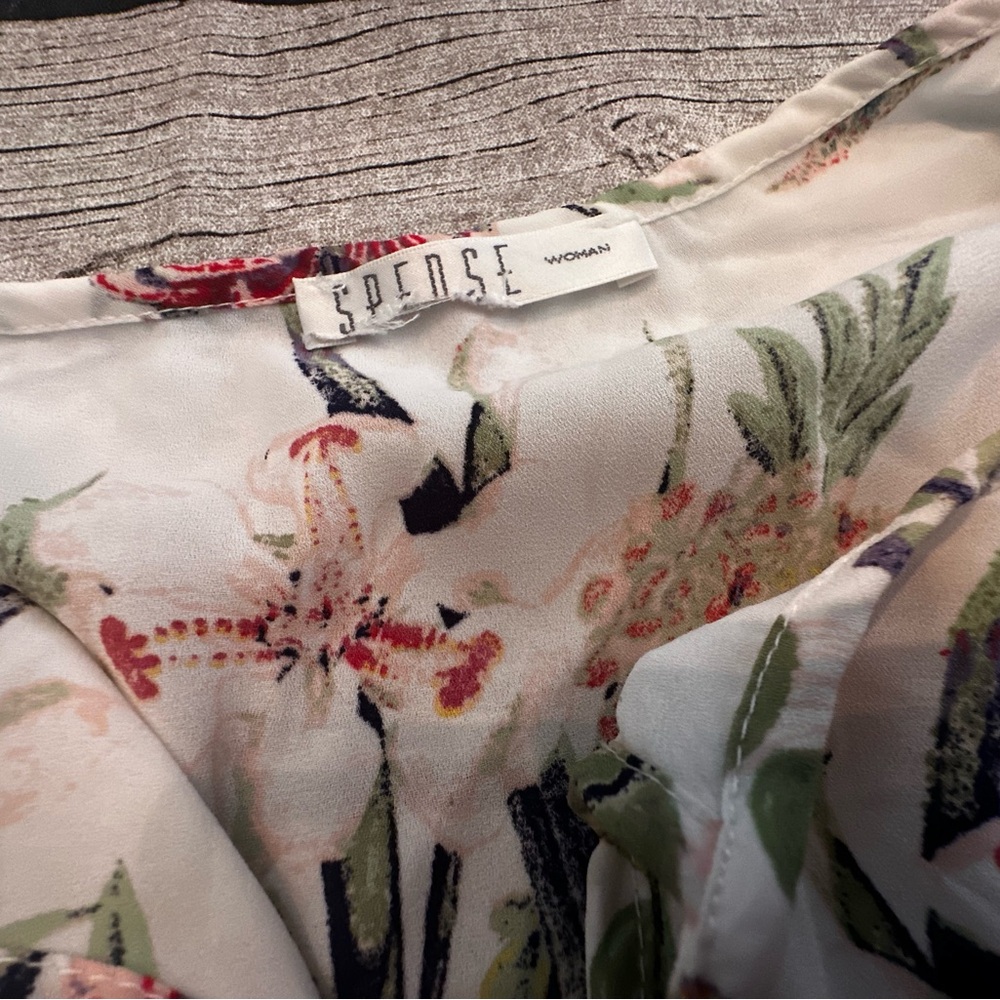 Women’s long sleeve floral print blouse - Picture 7 of 9